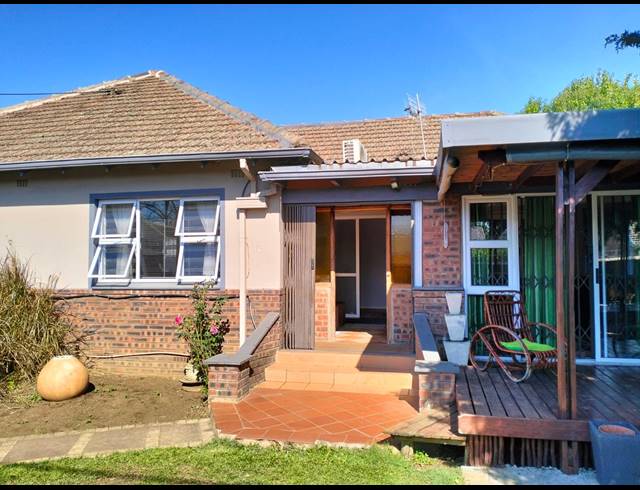 3 BEDROOM HOUSE FOR SALE IN PELHAM